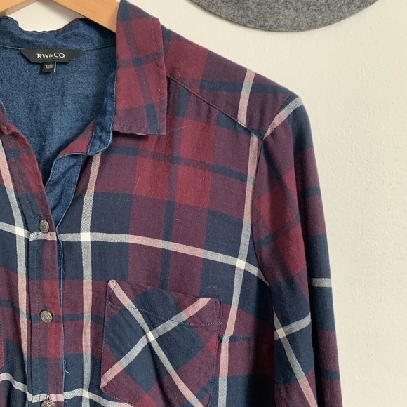 RW&CO. Tops - RW&CO Plaid Button Down